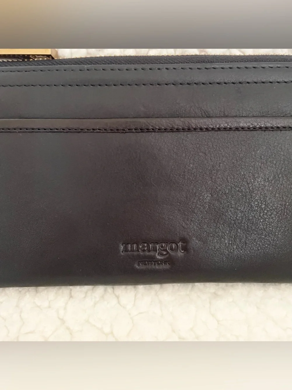 NWOT Margot New York Gabby Wallet